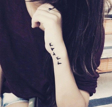 Женские татуировки маленькие