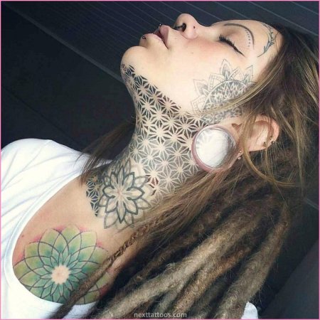 Тату на шее для девушек