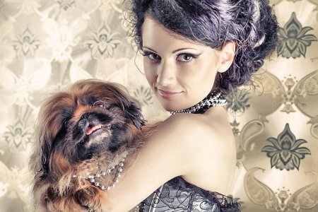 Женщина с собачкой