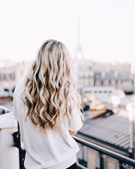 Блондинка со спины