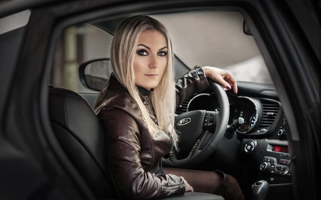 Фотосессия с машиной