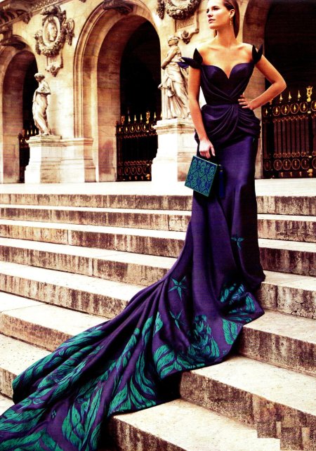 Вечернее платье