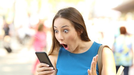 Девушка удивление