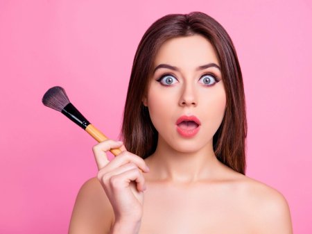 Удивление девушка