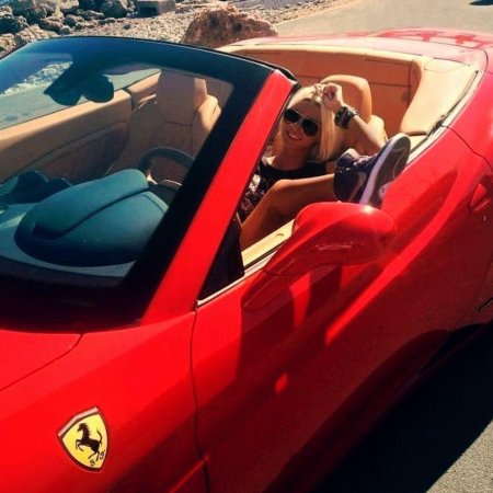 Автомобиль для девушки