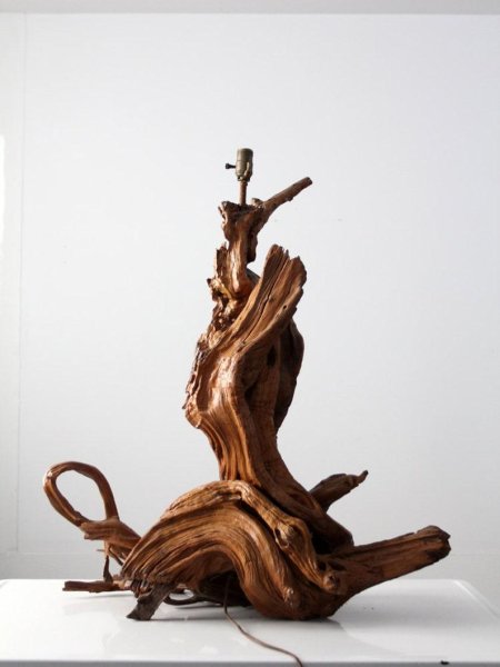 Деревянная скульптура