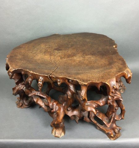 Столы из корней деревьев