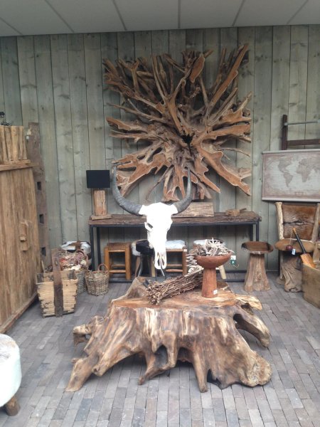 Изделия из коряг и веток