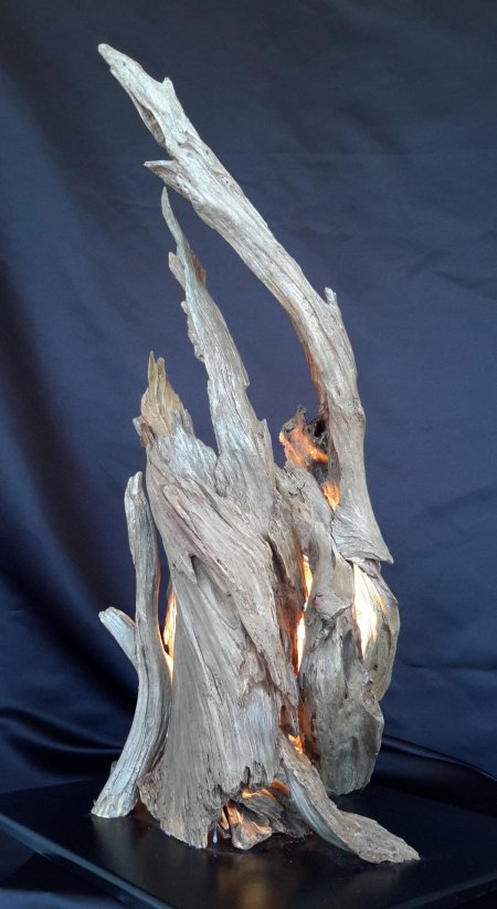 Деревянная лампа