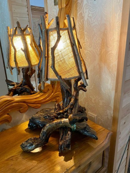 Светильник из коряги