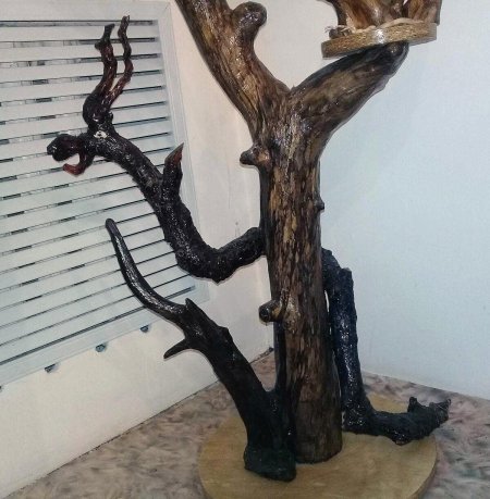 Подставка для цветов из коряги