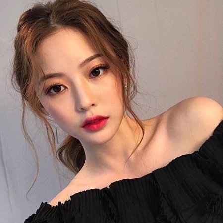 Азиатские макияжи