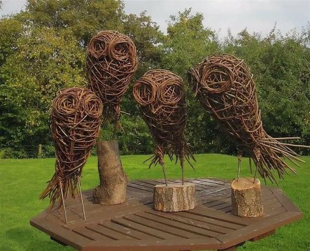 Плетеное дерево из ивовой лозы