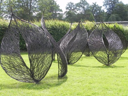 Металлические скульптуры для сада