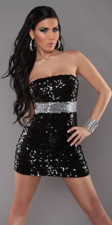 Черное блестящее платье