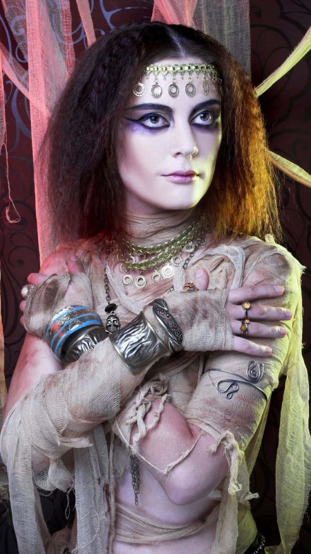 Девочка из иде мумия