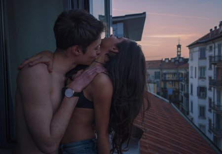 Поцелуй влюбленных