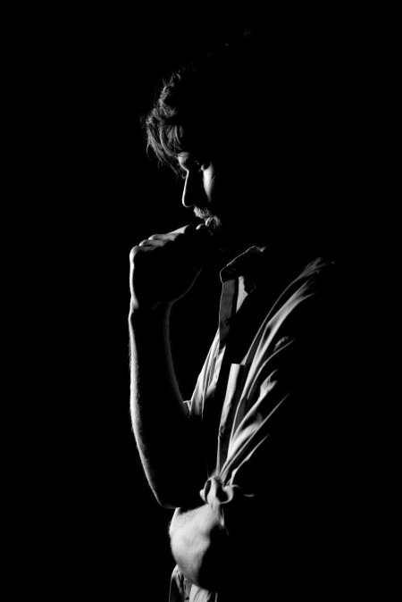 Мужской портрет в низком ключе