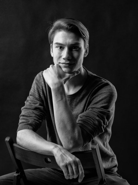 Мужской портрет в студии