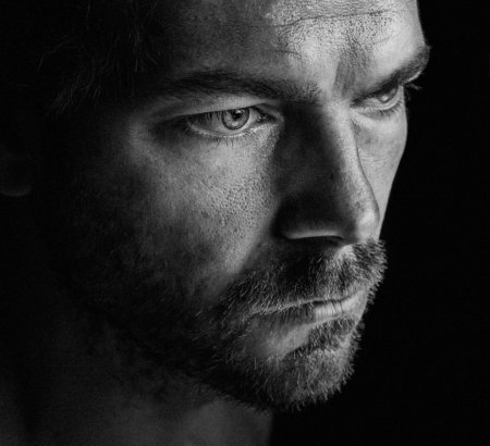 Мужской портрет чб