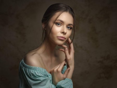 Студийный портрет