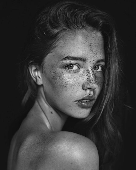 Agata serge