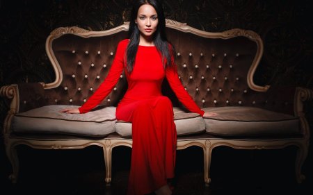 Angelina petrova в красном