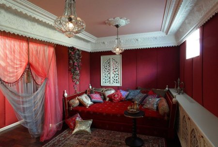 Комната в восточном стиле