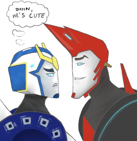 Трансформеры сайдсвайп и стронгарм