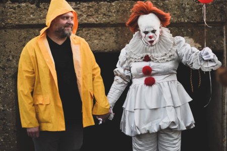 Pennywise and georgie