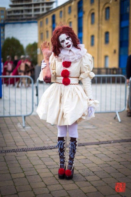 Клоун пеннивайз косплей