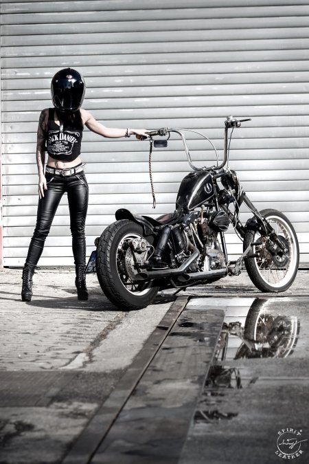 Байкерши харли дэвидсон