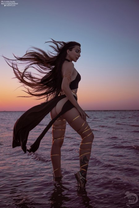 Нилу косплей