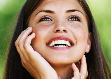 Улыбка девушка