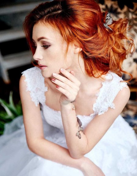 Свадебная прическа и макияж