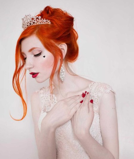 Рыжая цвет волос