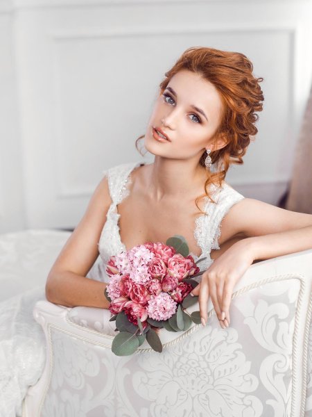 Свадебный образ невесты макияж и прическа