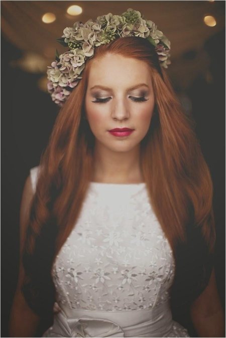 Невеста с рыжими волосами
