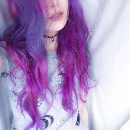 Фиолетовые волосы у девушек