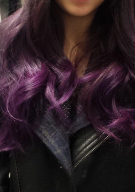 Цвет волос с фиолетовым оттенком