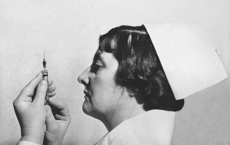 Старинный шприц