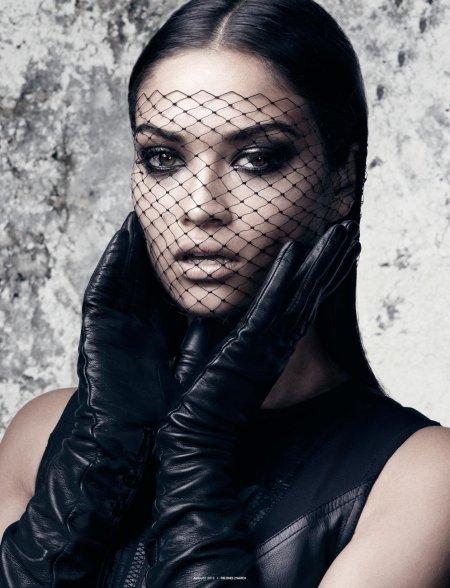 Фотосессия в перчатках