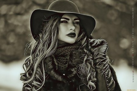 Девушка в шляпе