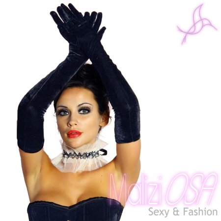 Вечерний образ с перчатками