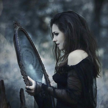 Ведьма красивая