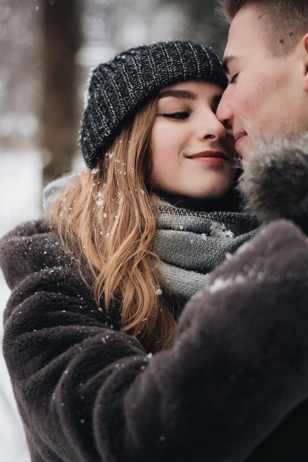 Зимняя фотосессия пары