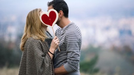 Романтические отношения