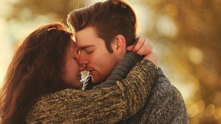 Красивые объятия