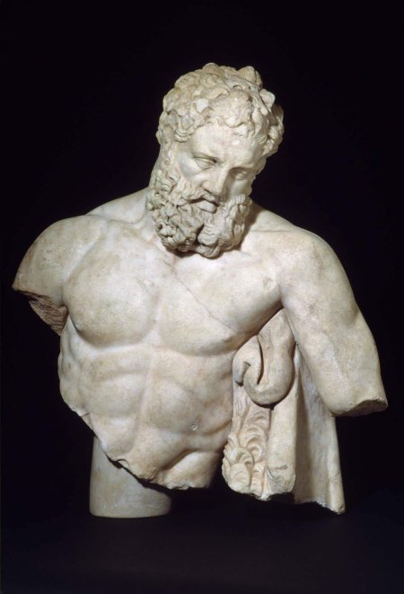 Геракл скульптура