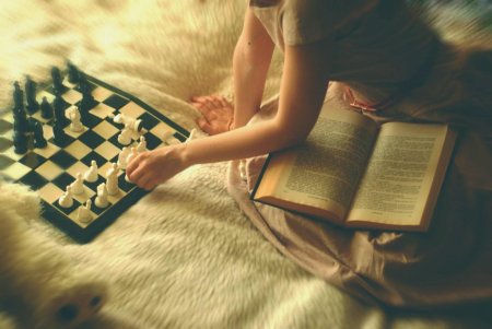 Игра в шахматы
